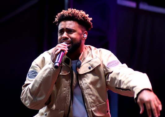 Alex Warren and Paul Russell Deliver Strong Start to Ottawa’s CityFolk Festival